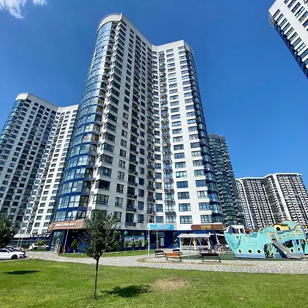 Dnipro View Slavutich Apartment Kyiv